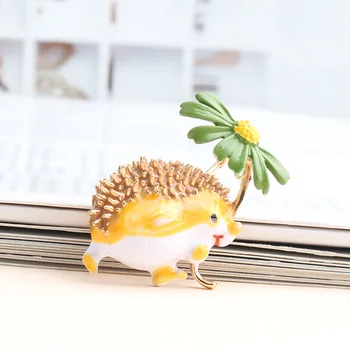Pomlee Drăguț Arici Broșă Moda Daisy Broșe Pentru Femei Bijuterii Animal Amuzant Design De Iarnă De Înaltă Calitate Nou 2021